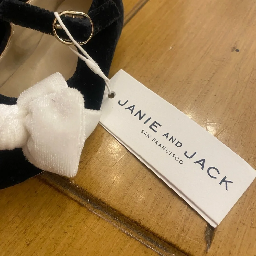 Janie & Jack Infant Girls Velvet Black Flats Dress Shoes New size 4